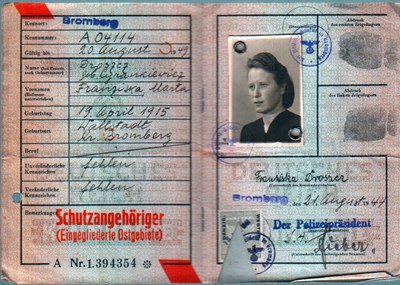 Picture of KENNKARTE #15 - SCHUTZANGEHÖRIGE BROMBERG (issued 21 August 1944)