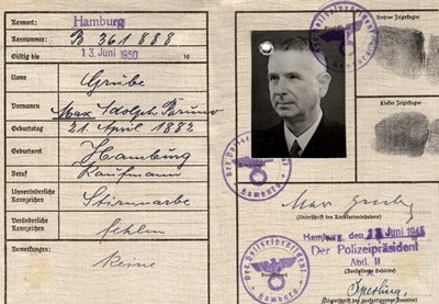 Picture of KENNKARTE #96 - DEUTSCHES REICH - HAMBURG (issued 13 June 1945)