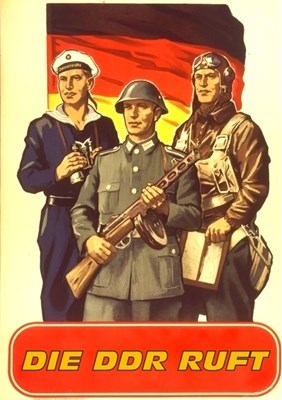Bild von 4 DVD SET:   DIE DDR RUFT - EAST GERMAN NEWSREELS  (1946 - 1990)